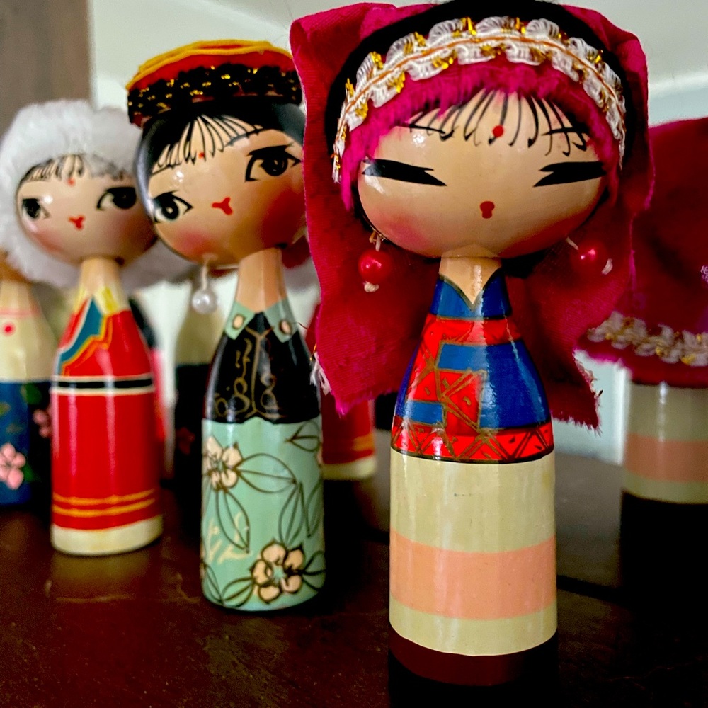Vintage set wooden doll nodders